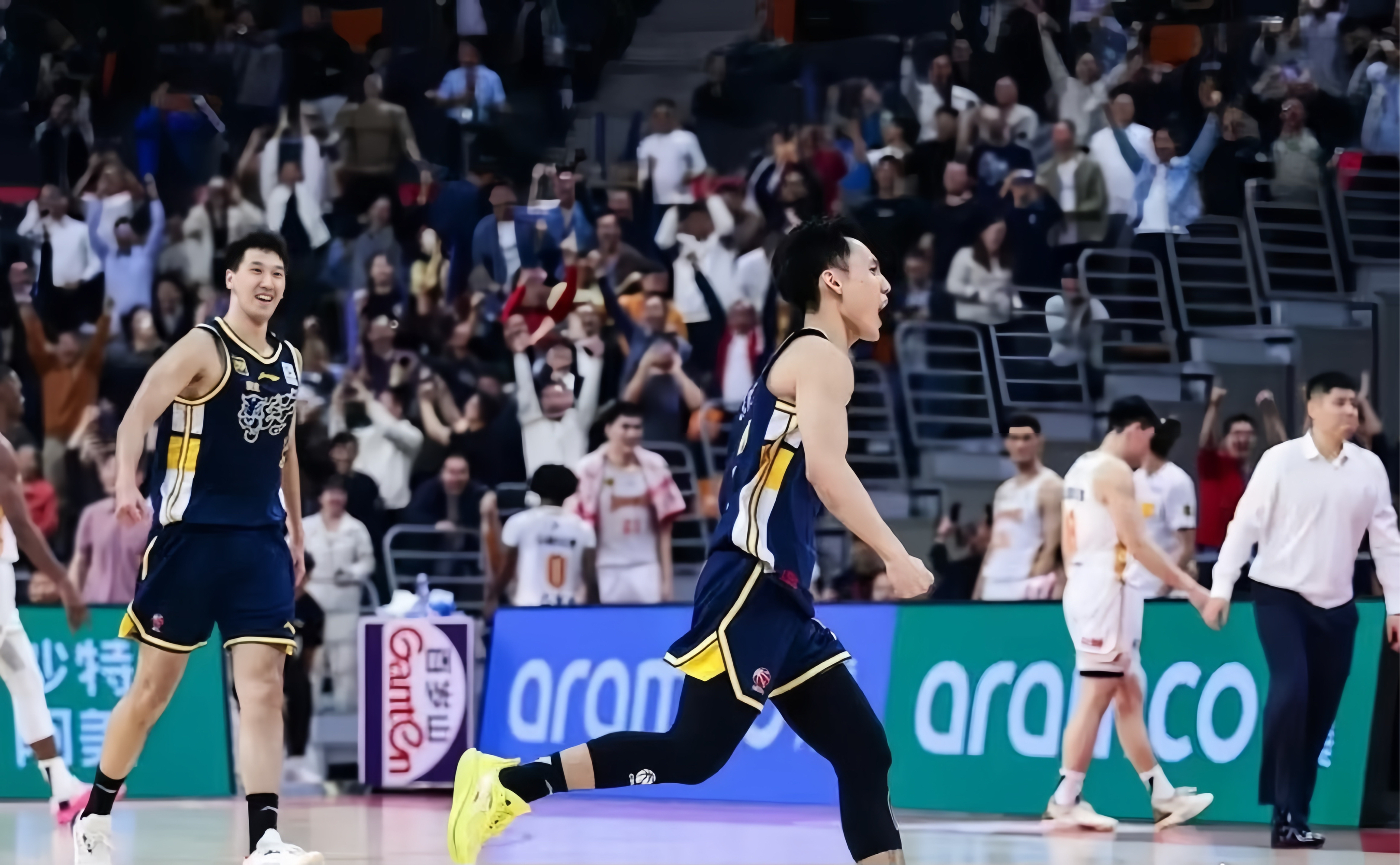 九游登录入口-里程碑夜！广东宏远豪取连胜；CBA季后赛加时末段刷纪录；更衣室稳定；心理建设被强调的简单介绍