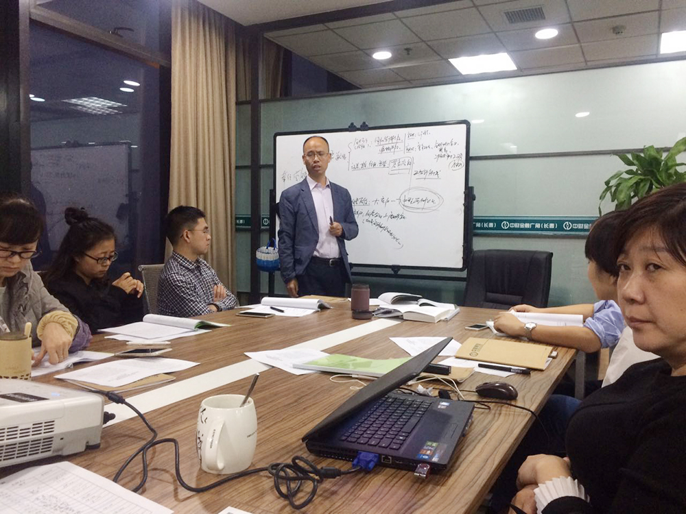 深圳男篮内部会议纪要流出——赛后主帅复盘；NBA总决赛使命明确；年轻球员得到机会的简单介绍