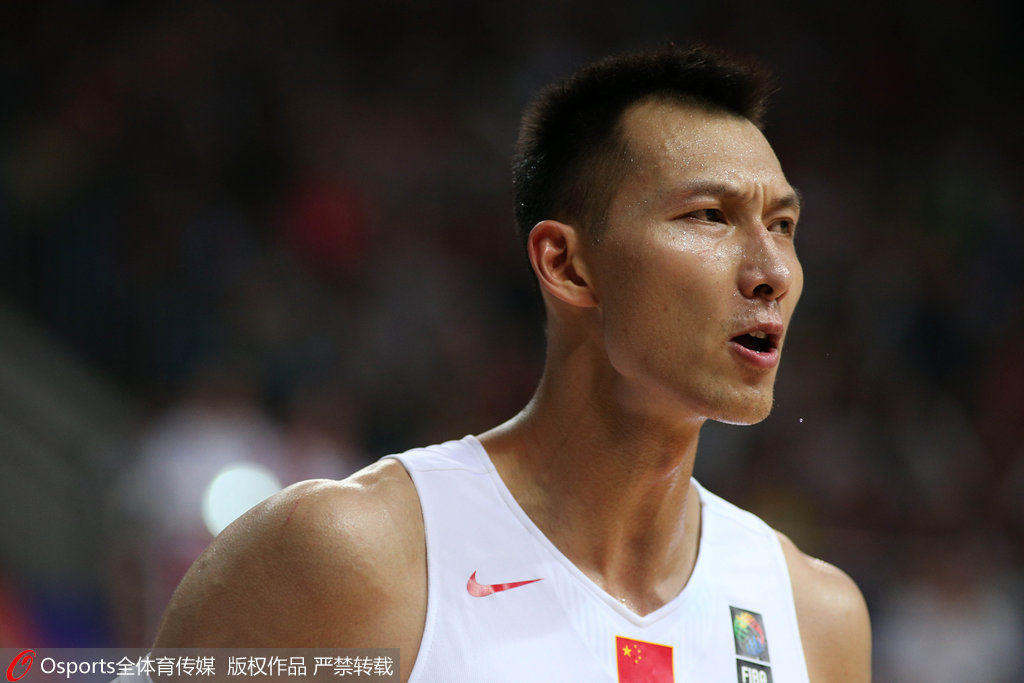 包含马德里竞技训练开放日，赛后再遭质疑引欢呼，CBA常规赛在即，医务组通报恢复的词条