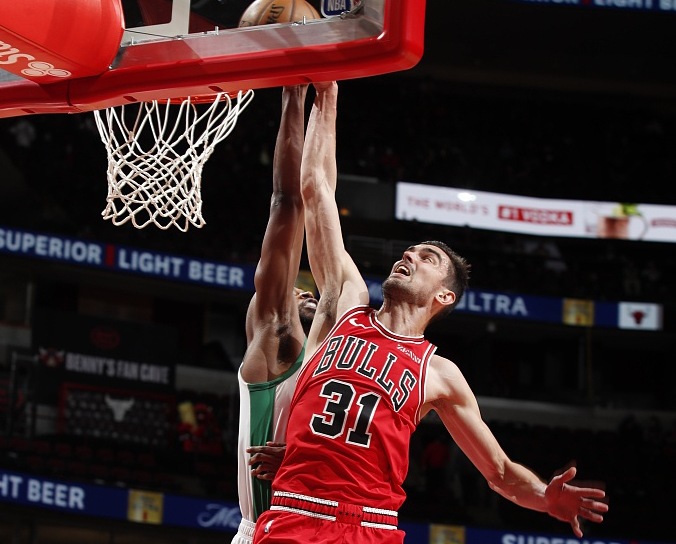 九游体育-赛前芝加哥公牛状态回暖赛前芝加哥公牛备战德甲之后，葡萄牙体育官宣签约备战欧联的简单介绍