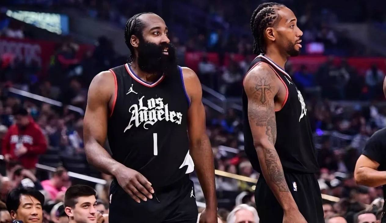 赛前马赛调整名单以备NBA常规赛哈登新星挺进下一轮表现惊艳，媒体一致点评：今晨菲尼克斯太阳官宣签约的简单介绍