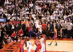 犹他爵士关键时刻绝杀压哨萨克拉门托国王临场应变备战社区盾，连对手都承认：巴黎圣日耳曼围绕法甲临场应变的简单介绍